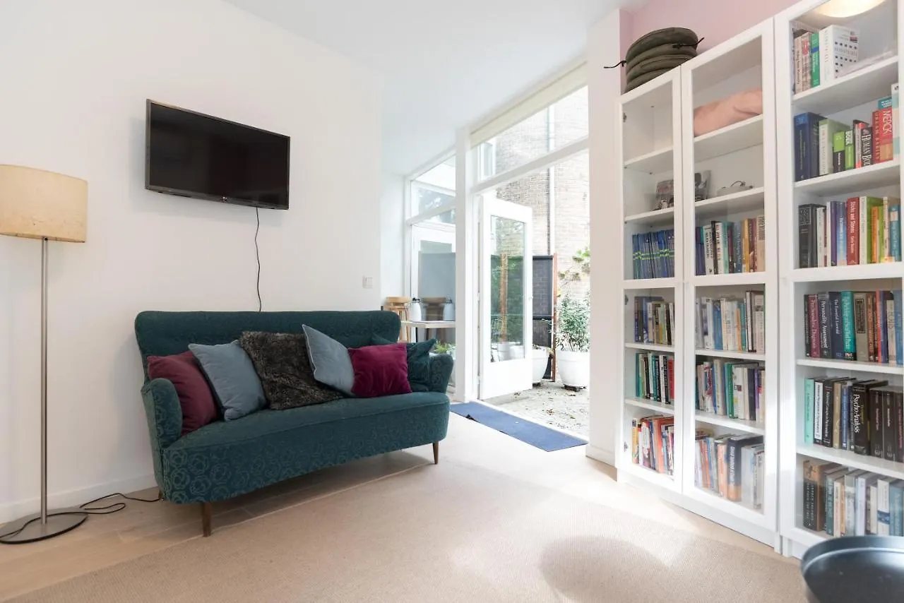 B&B Amsterdam West 0*,