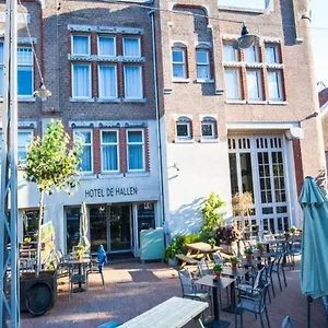 4* Hotell De Hallen